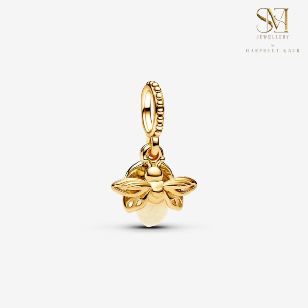 Add a touch of elegance with our exquisite gold charm, designed to elevate any look with timeless beauty. Discover yours at
