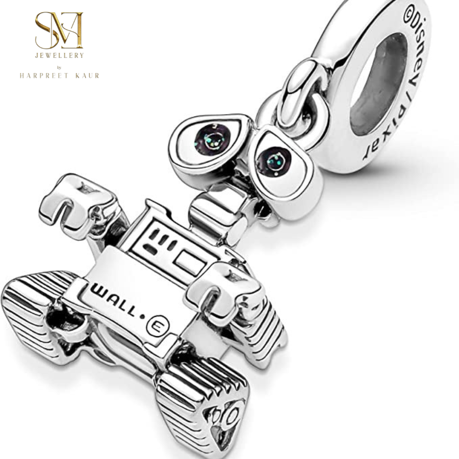 Bring a touch of whimsy and nostalgia to your collection with our WALL-E inspired silver charm – a perfect blend of magic and memories from Disney Pixar’s beloved classic.